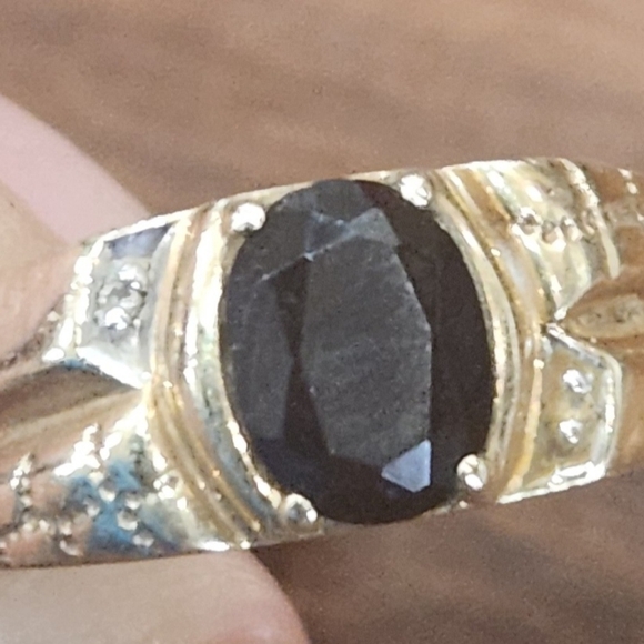 Black Onyx accented Diamonds 10kt gold - Picture 9 of 12